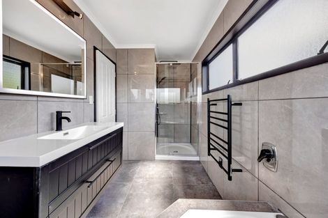 Photo of property in 25 Montrose Crescent, Huntington, Hamilton, 3210