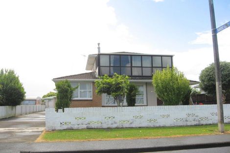 Photo of property in 44 Edinburgh Avenue, Rosehill, Papakura, 2113