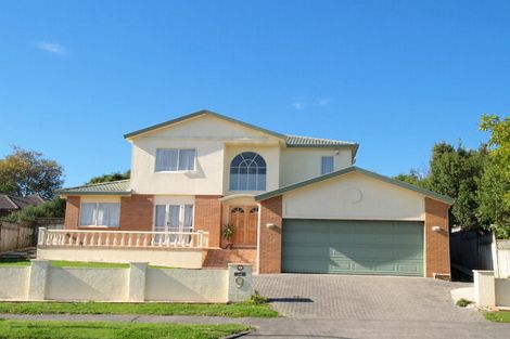 Photo of property in 9 Matterhorn Crescent, Northpark, Auckland, 2013