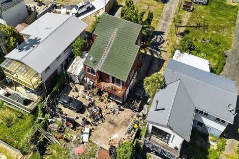 Photo of property in 577 East Coast Road, Browns Bay, Auckland, 0630