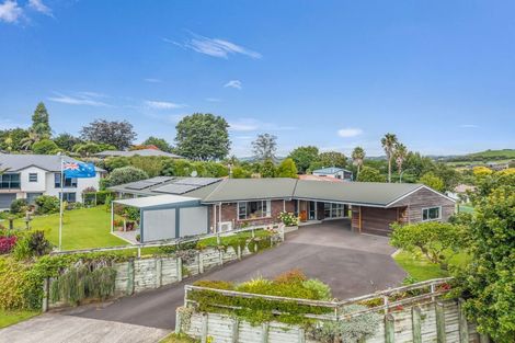 Photo of property in 2 Tautara Place, Ohauiti, Tauranga, 3112