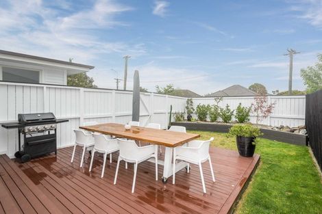 Photo of property in 33 Reginald Street, Burwood, Christchurch, 8083