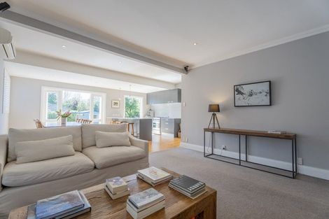 Photo of property in 9 Malcolm Avenue, Cashmere, Christchurch, 8022