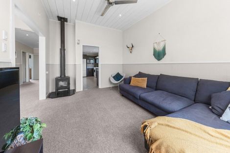 Photo of property in 47 Parris Street, Waitara, 4320