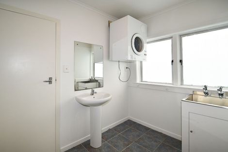 Photo of property in 13 Abel Tasman Avenue, Henderson, Auckland, 0610