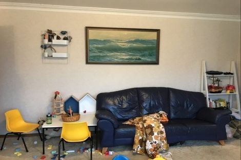 Photo of property in 105 Kawiu Road, Levin, 5510