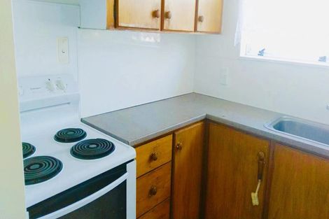 Photo of property in 2/47 Archibald Road, Kelston, Auckland, 0602