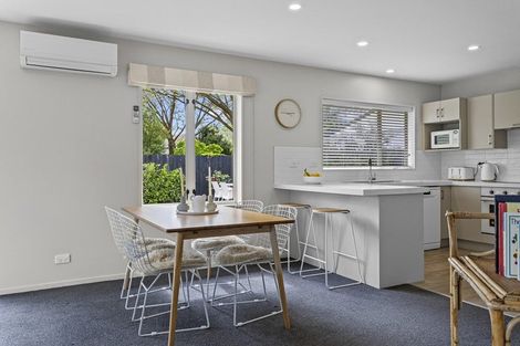 Photo of property in 4 Magnolia Lane, St Albans, Christchurch, 8052