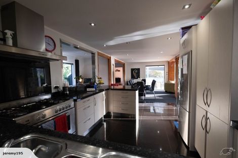 Photo of property in 113 Veale Road, Ridgewood, New Plymouth, 4371