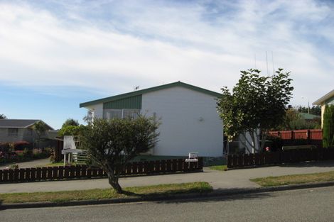 Photo of property in 2/5 Cook Street, Oceanview, Timaru, 7910
