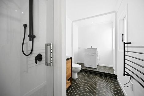 Photo of property in 62 Mount View Road, Melville, Hamilton, 3206