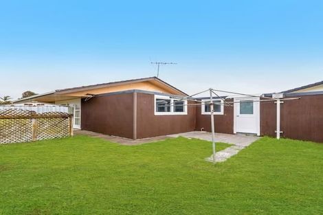Photo of property in 2/5 Carolyn Street, Manukau, Auckland, 2025