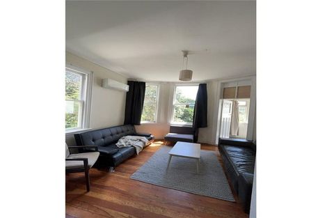 Photo of property in 37 Raroa Road, Kelburn, Wellington, 6012