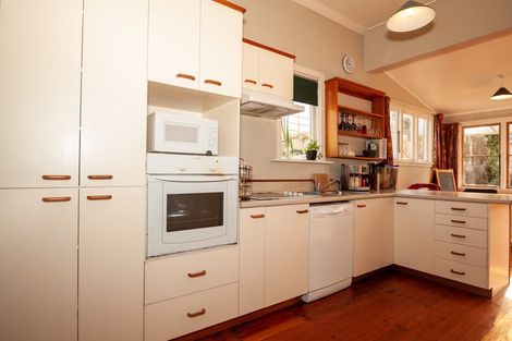 Photo of property in 28 Bernard Street, Kenmure, Dunedin, 9011