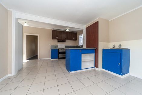 Photo of property in 53 Tauhinu Road, Miramar, Wellington, 6022