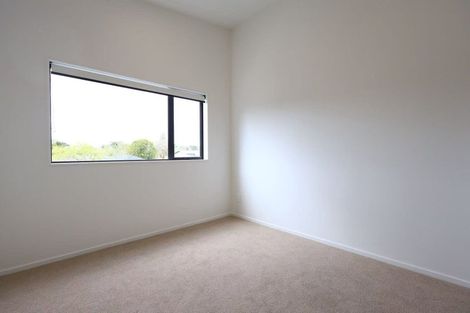 Photo of property in 5/25 Hutchinson Avenue, New Lynn, Auckland, 0600