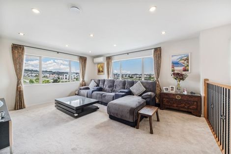 Photo of property in 42 Castlederg Drive, Flat Bush, Auckland, 2019