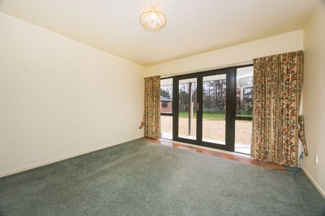 Photo of property in 1351 Rongotea Road, Kairanga, Palmerston North, 4475
