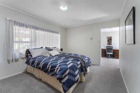 Photo of property in 37 Bosun Terrace, Whitby, Porirua, 5024