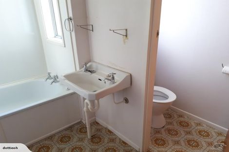 Photo of property in 4/84 Freyberg Street, Lyall Bay, Wellington, 6022