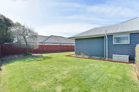 Photo of property in 14 Bancroft Place, Parklands, Christchurch, 8083