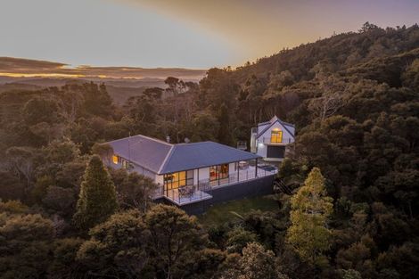 Photo of property in 595 Boat Harbour Road, Whenuakite, Whitianga, 3591