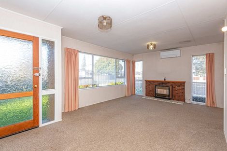Photo of property in 48 Apollo Parade, Milson, Palmerston North, 4414