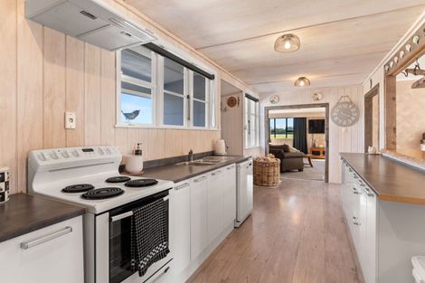 Photo of property in 388 Kahutara Road, Kahutara, Featherston, 5771