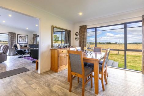 Photo of property in 1 Elm Place, Waipukurau, 4284
