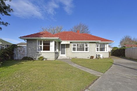 Photo of property in 29 Greendale Avenue, Avonhead, Christchurch, 8042