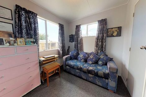 Photo of property in 13 Morgan Crescent, Levin, 5510