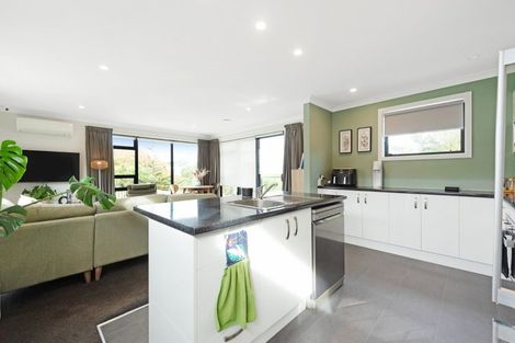 Photo of property in 44 Morere Street, Titahi Bay, Porirua, 5022