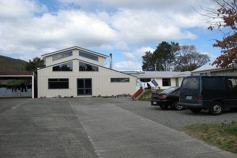 Photo of property in 19 Rowe Parade, Wainuiomata, Lower Hutt, 5014