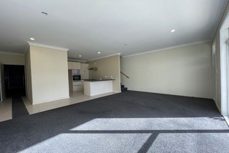 Photo of property in 12/44 Carlos Drive, Flat Bush, Auckland, 2016