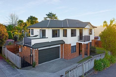 Photo of property in 328a Te Atatu Road, Te Atatu South, Auckland, 0610