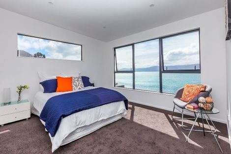 Photo of property in 67 Pretoria Road, Karaka Bays, Wellington, 6022