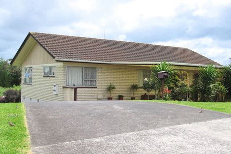 Photo of property in 72 Peverill Crescent, Papatoetoe, Auckland, 2025