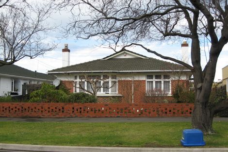 Photo of property in 8 Wycolla Avenue, Saint Clair, Dunedin, 9012