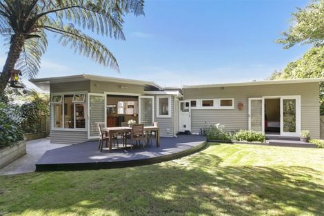 Photo of property in 59 Spencer Street, Crofton Downs, Wellington, 6035