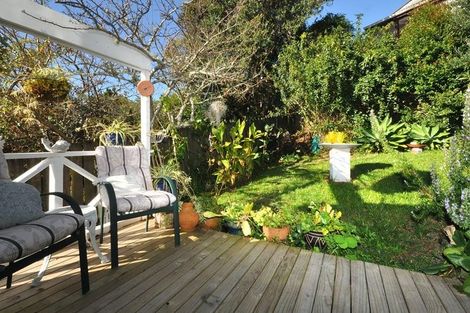 Photo of property in 3 Pohutukawa Avenue, Red Beach, 0932