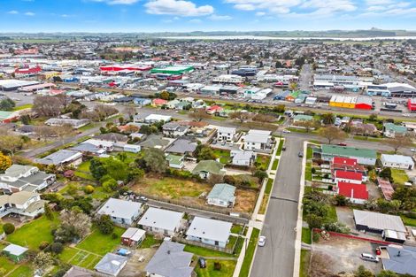 Photo of property in 8 Montgomery Street, Levin, 5510
