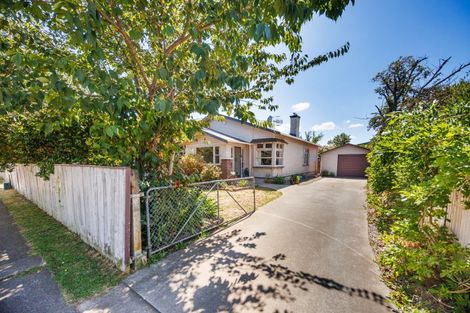 Photo of property in 37 Bryant Street, Takaro, Palmerston North, 4412