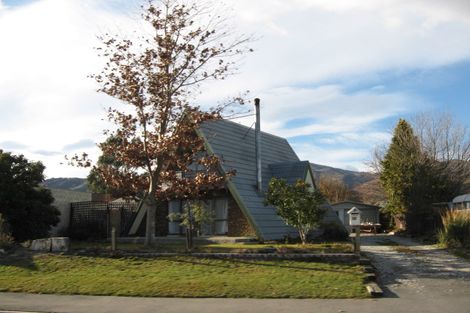 Photo of property in 54 Antrim Street, Cromwell, 9310