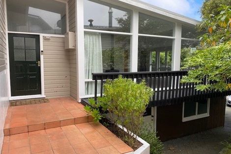 Photo of property in 9 Ardross Avenue, Khandallah, Wellington, 6035