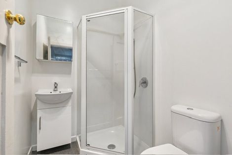 Photo of property in 5 Burrows Avenue, Karori, Wellington, 6012