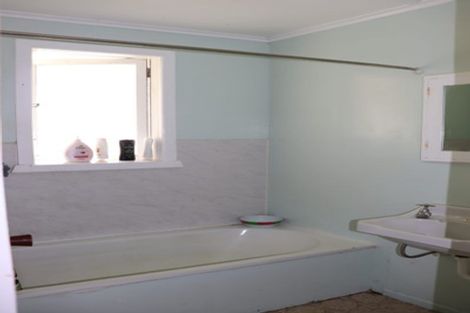 Photo of property in 277 Gordon Road, Toko, Stratford, 4392