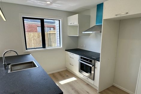 Photo of property in 17 Gibson Crescent, Naenae, Lower Hutt, 5011