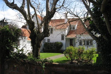 Photo of property in 44 Wyndrum Avenue, Waterloo, Lower Hutt, 5011