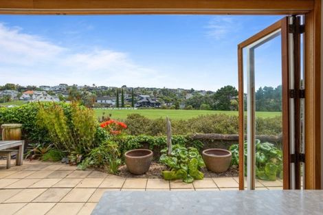 Photo of property in 3/37 Prospect Terrace, Milford, Auckland, 0620