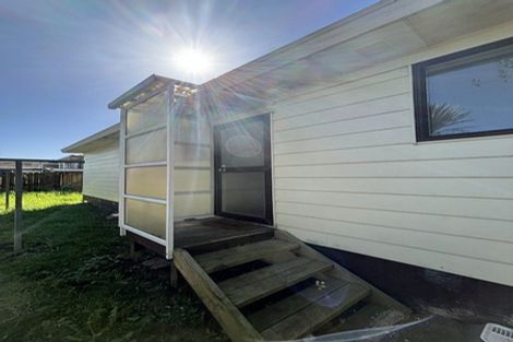 Photo of property in 2/9 Sparrow Place, Weymouth, Auckland, 2103